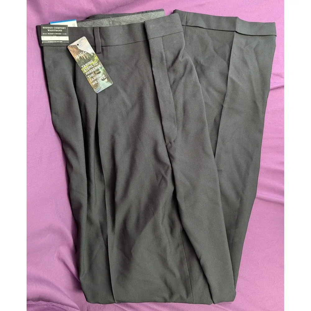 Haggar Premium Comfort Dress Pants Mens 36X36 Charcoal Grey Pleated Classic Fit